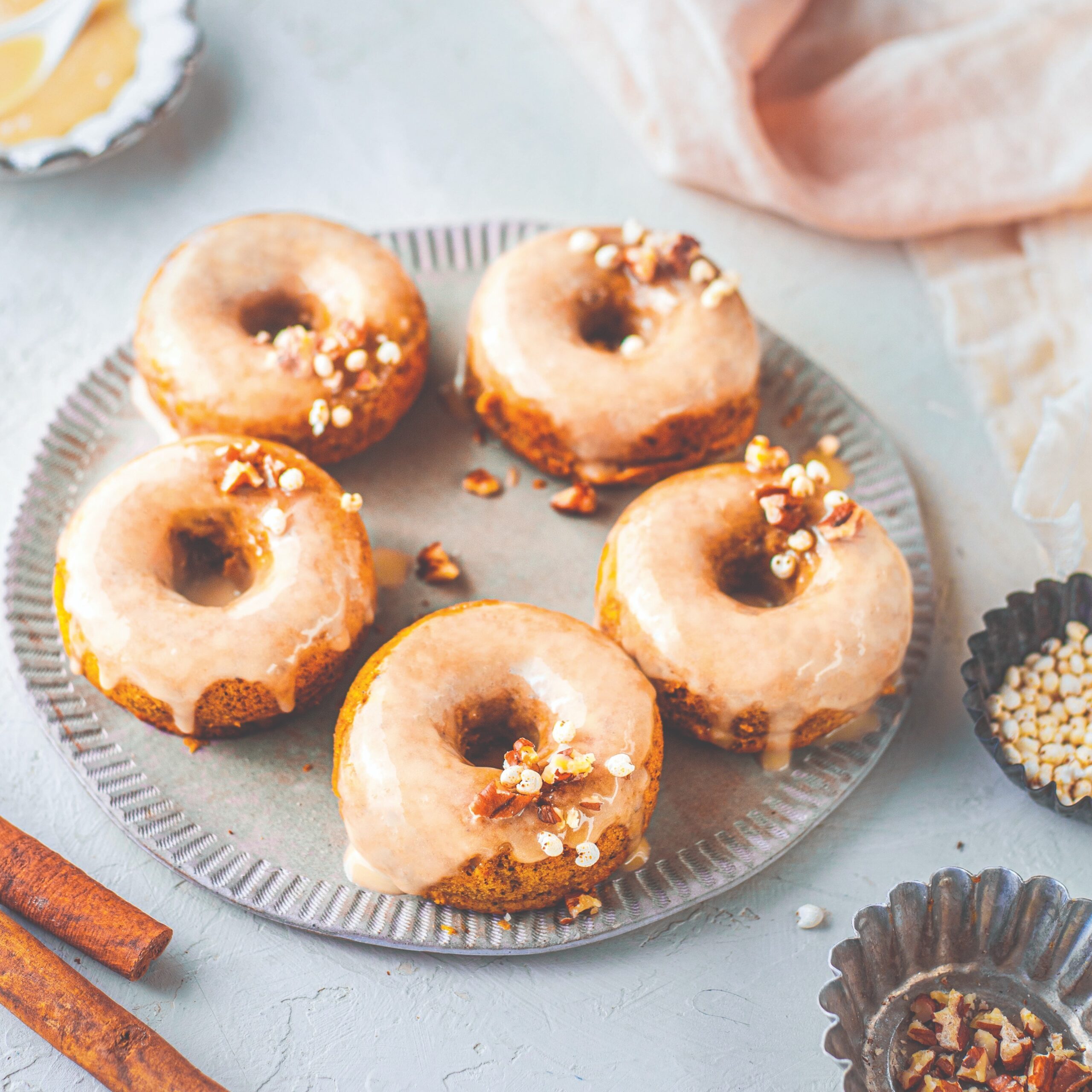 Pumpkin chai doughnuts